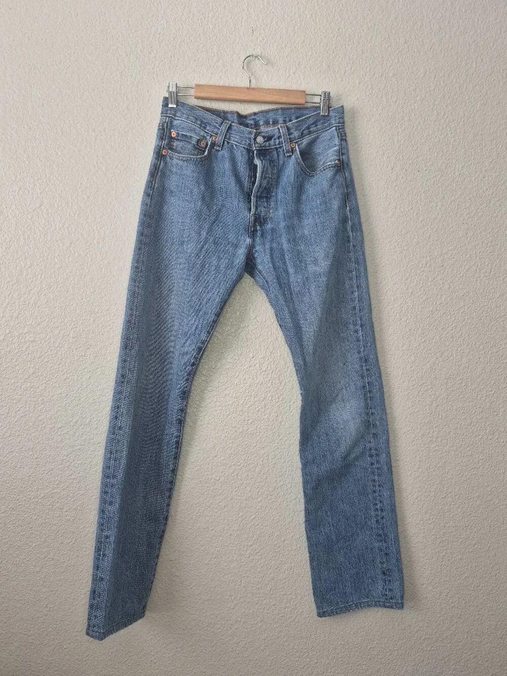 Levi's 501 Original Fit Jeans Mens 30x34 Light Wash Straight Leg Denim